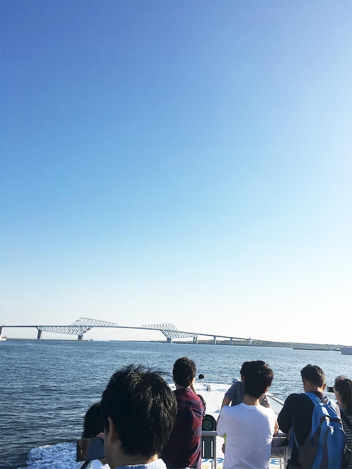 船上近景_東京水辺ライン東京湾ゲートブリッジ