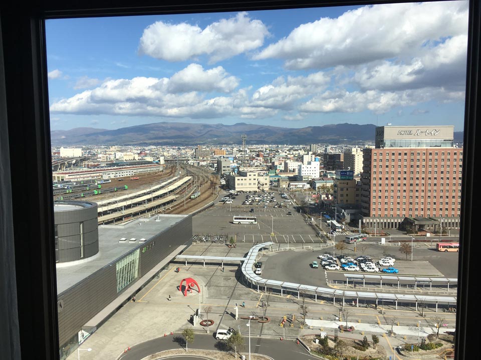 函館駅_フォーポイントホテルから函館方面の景色