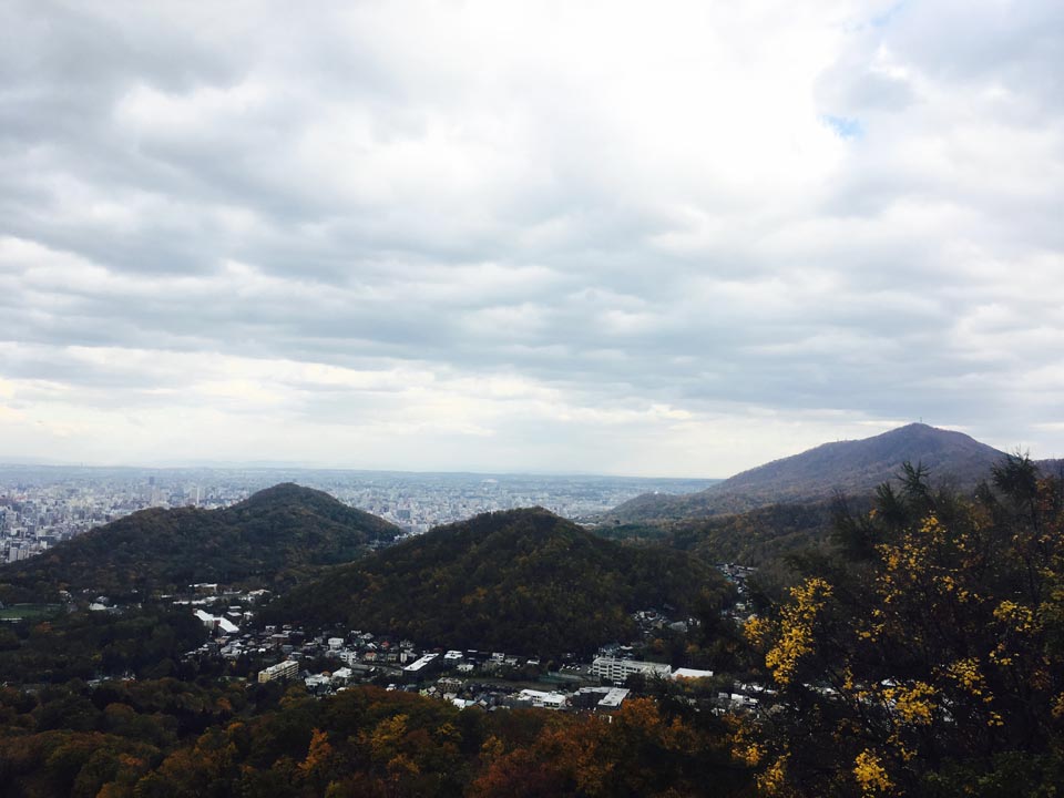 大倉山展望台頂上からの景色